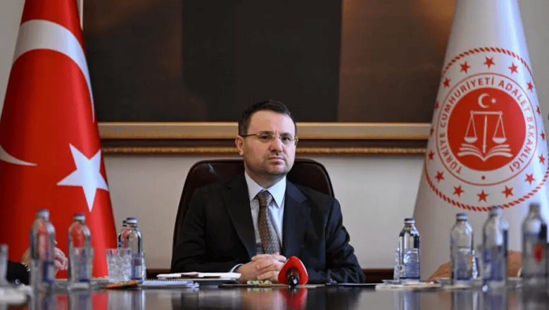 Hakim Çıkarma