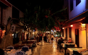 500 kişi