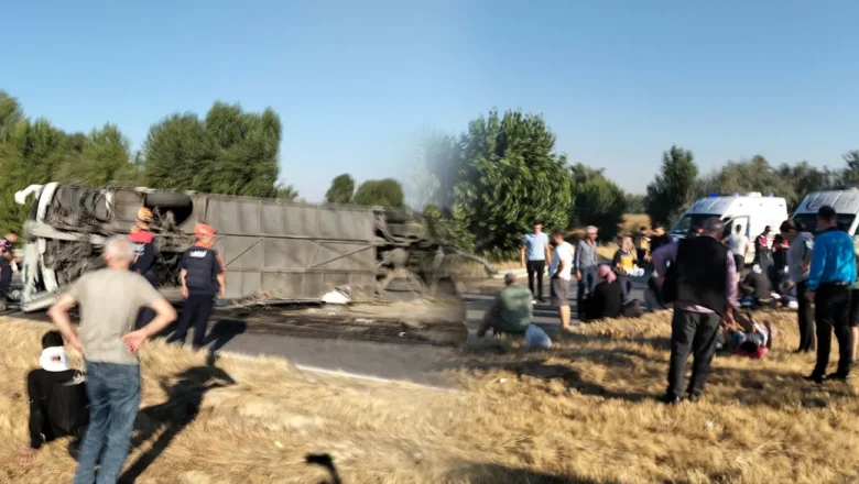 yolcu otobüsü devrildi