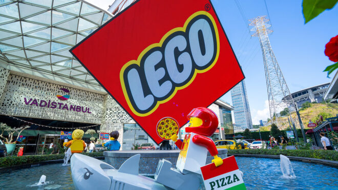 LEGO x Toyzz Shop