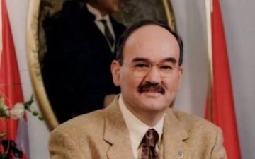 Burhan Özfatura